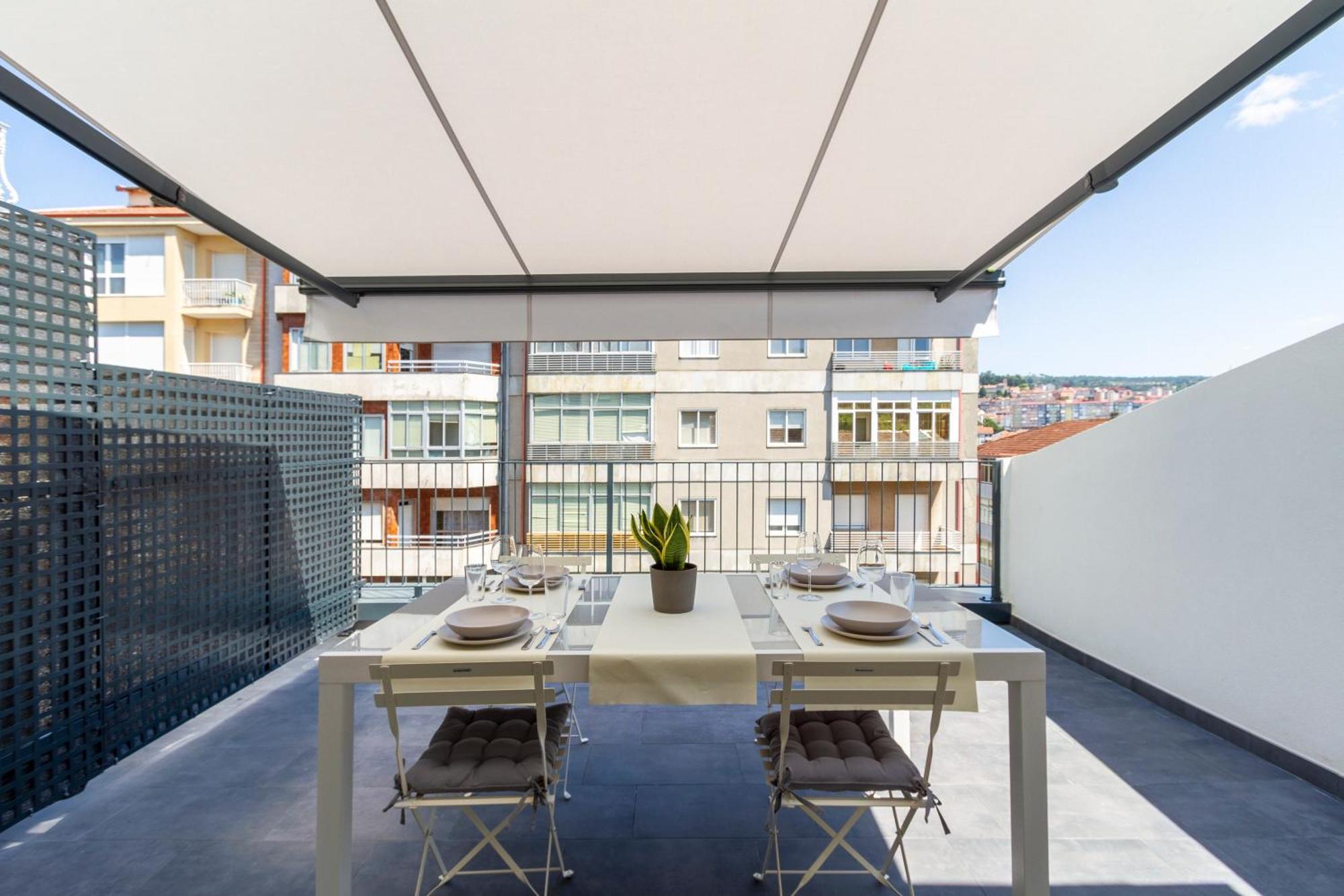 Urbanfive Apartamentos Ourense Centro エクステリア 写真